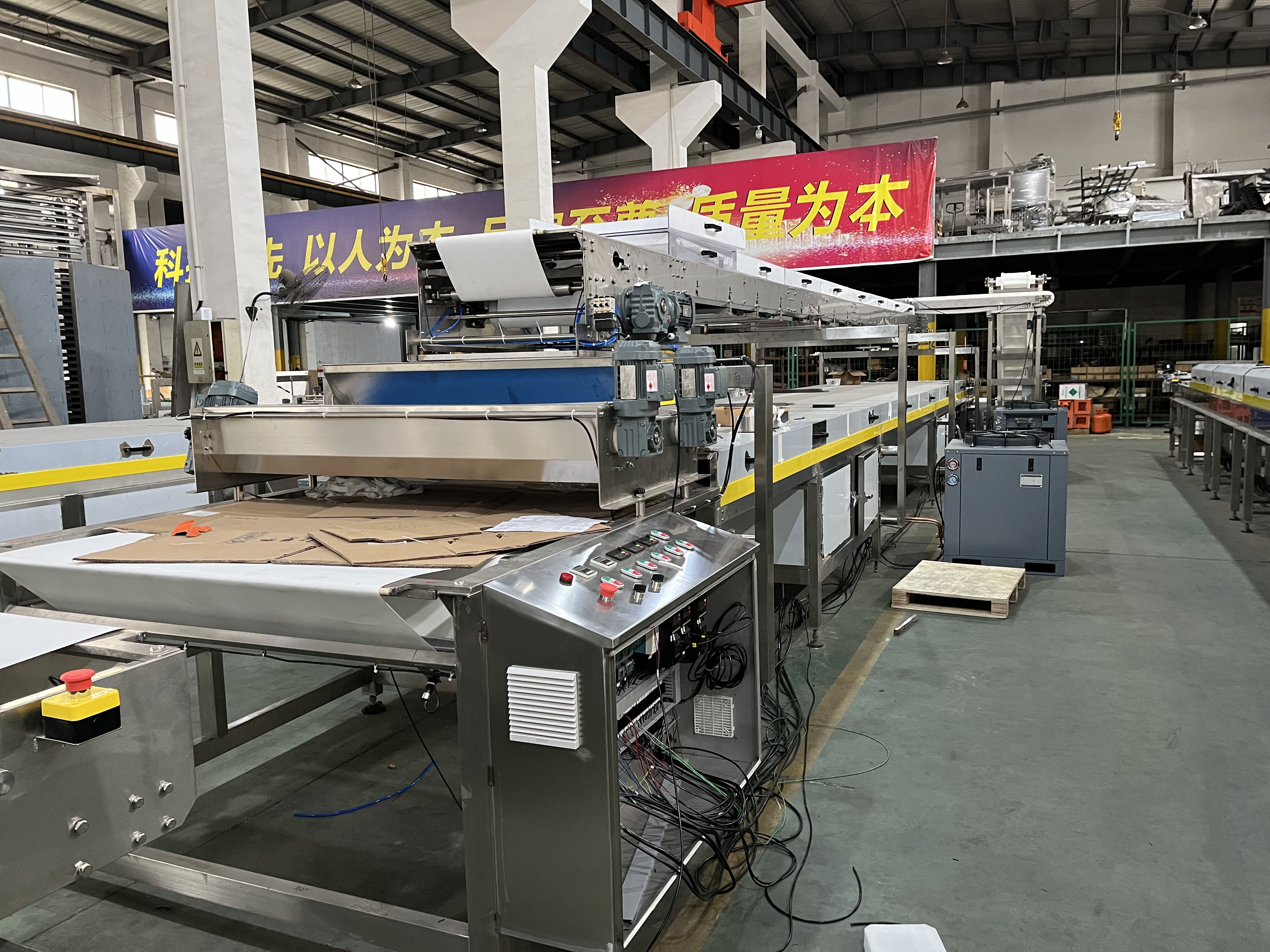 Laatste bedrijfsblogs Popcorn dubbele kleur decoreren & koelen