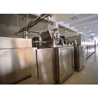 kopen 380 stuks Automatische 100 kg/h chocolade gietmachine online manufacture