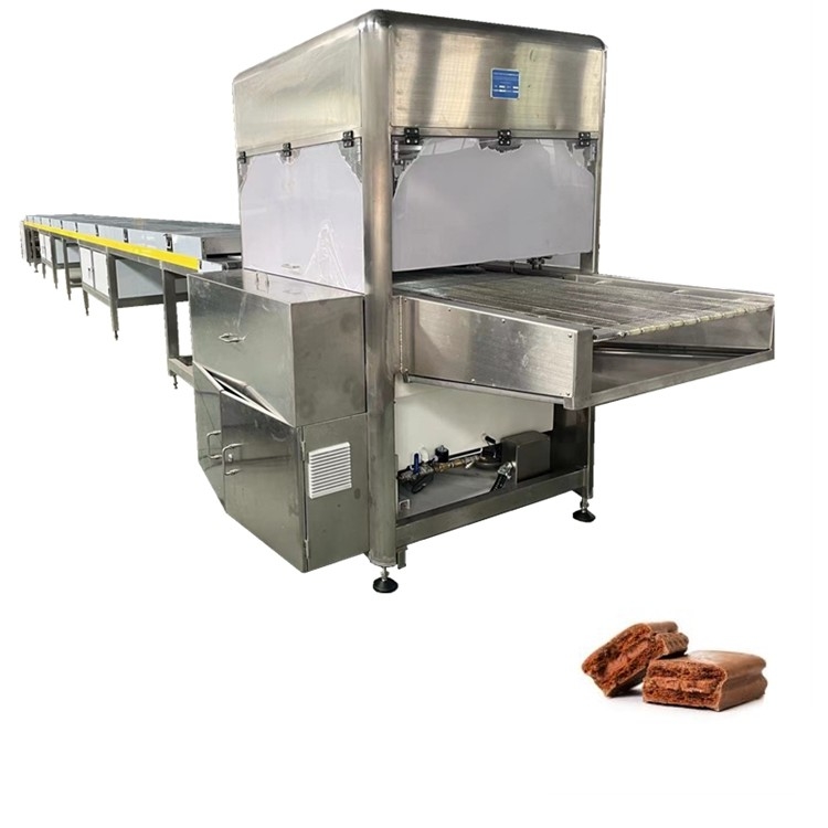 Automatic Chocolate Enrobing Machine With Copeland Compressor And 18M Cooling Tunnel