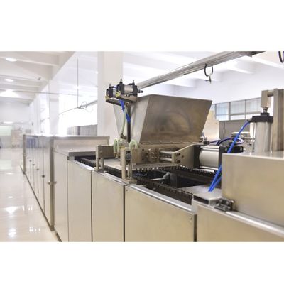 Drie deposanten 380pcs chocolade munt maken machine