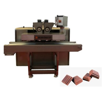 200kg/H de Machine van het chocoladeafgietsel